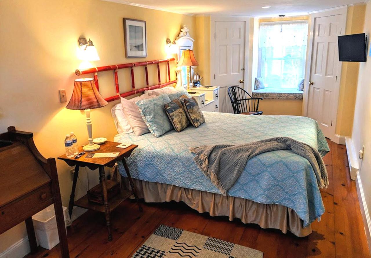 Elms of Camden est une maison d'hôtes gay friendly à Camden dans le Maine aux États-Unis