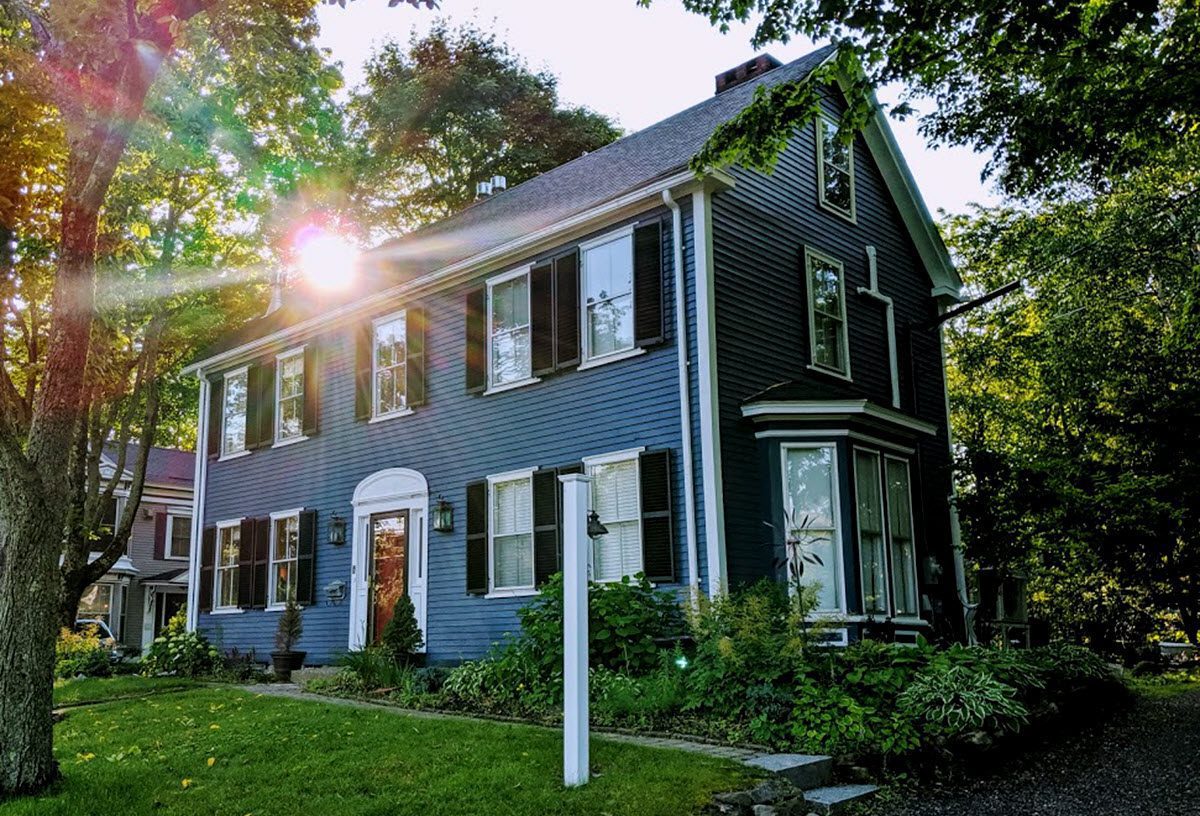 Elms of Camden est une maison d'hôtes gay friendly à Camden dans le Maine aux États-Unis