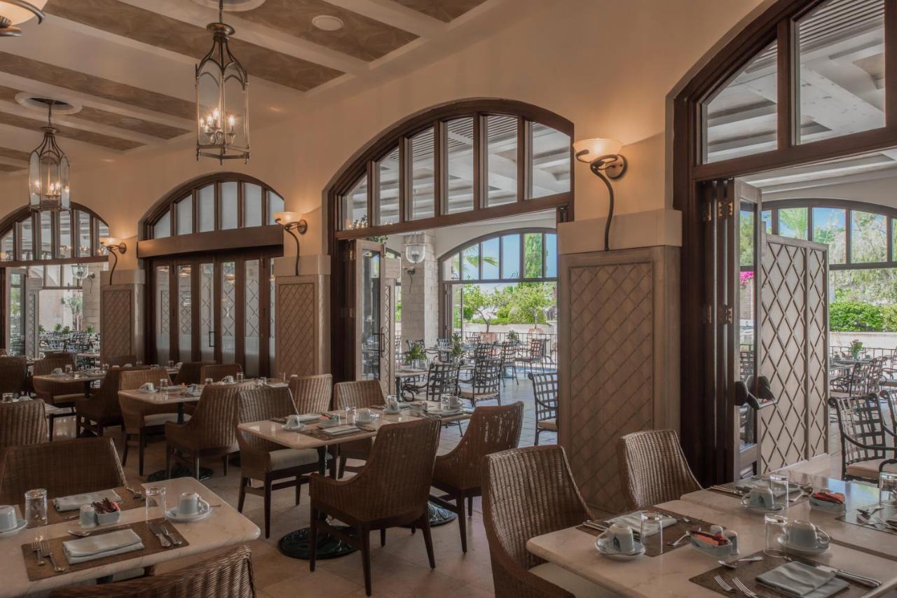 Elysium Hotel est un hôtel gay friendly à Paphos à Chypre