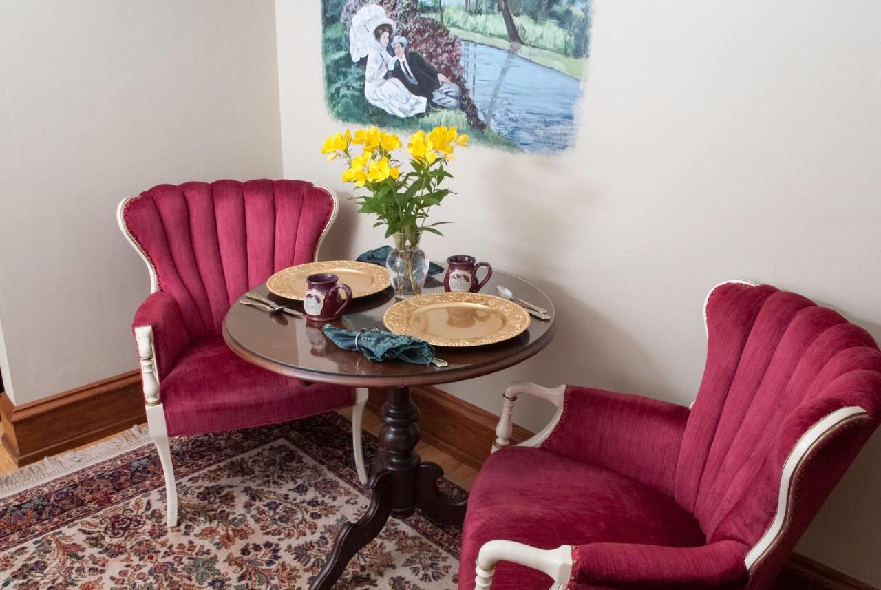 Franklin Street Inn Bed and Breakfast est une maison d'hôtes gay friendly à Appleton dans le Wisconsin aux États-Unis