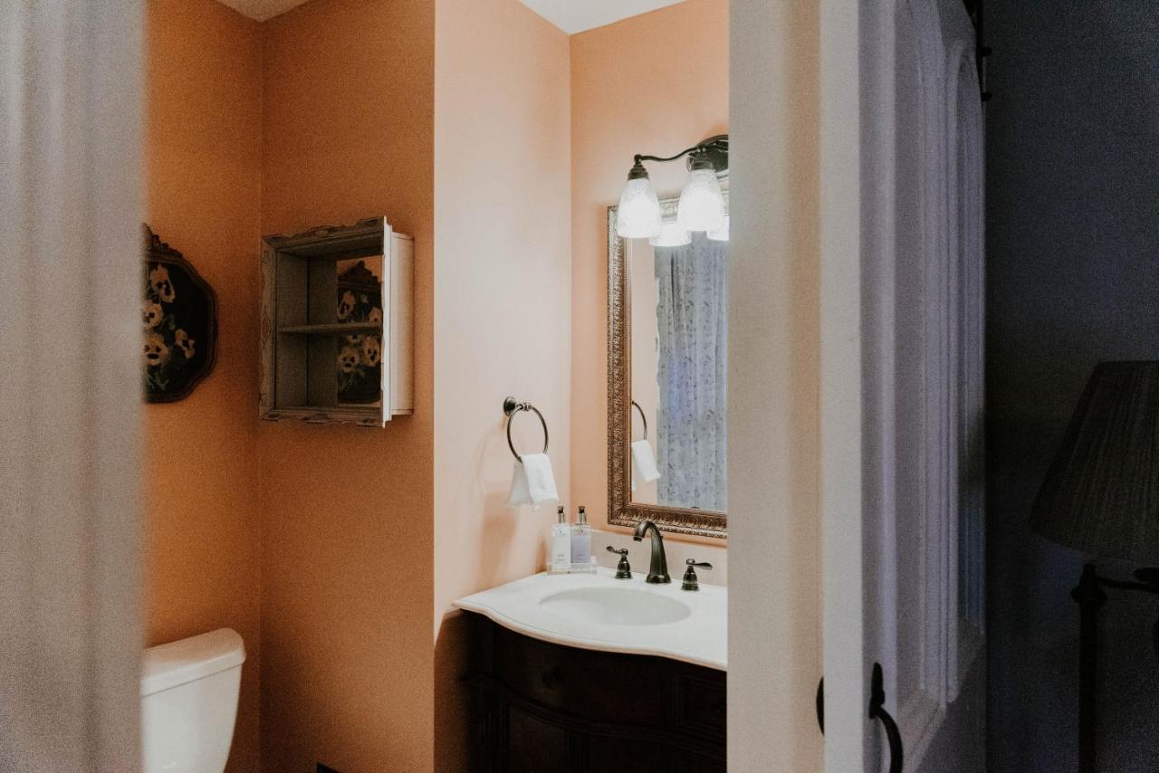 Georges on York Bed & Breakfast est une maison d'hôtes gay friendly à Taneytown dans le Maryland aux États-Unis