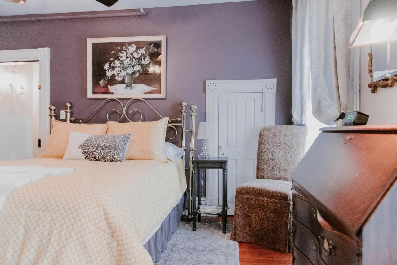 Georges on York Bed & Breakfast est une maison d'hôtes gay friendly à Taneytown dans le Maryland aux États-Unis