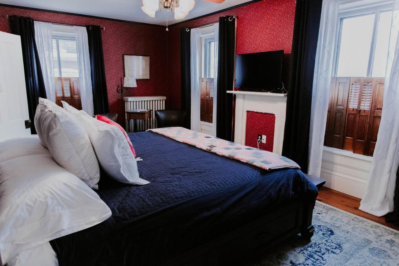 Georges on York Bed & Breakfast est une maison d'hôtes gay friendly à Taneytown dans le Maryland aux États-Unis