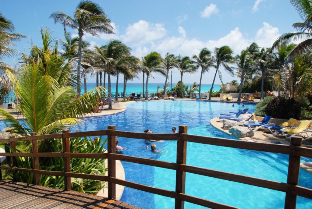 Grand Oasis Cancun est un hôtel gay friendly à Cancun dans la Riviera Maya au Mexique