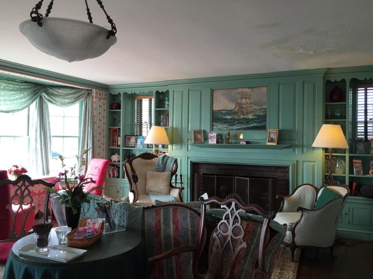 Harborview Inn est une maison d'hôtes gay friendly à Gloucester dans le Massachusetts aux États-Unis.