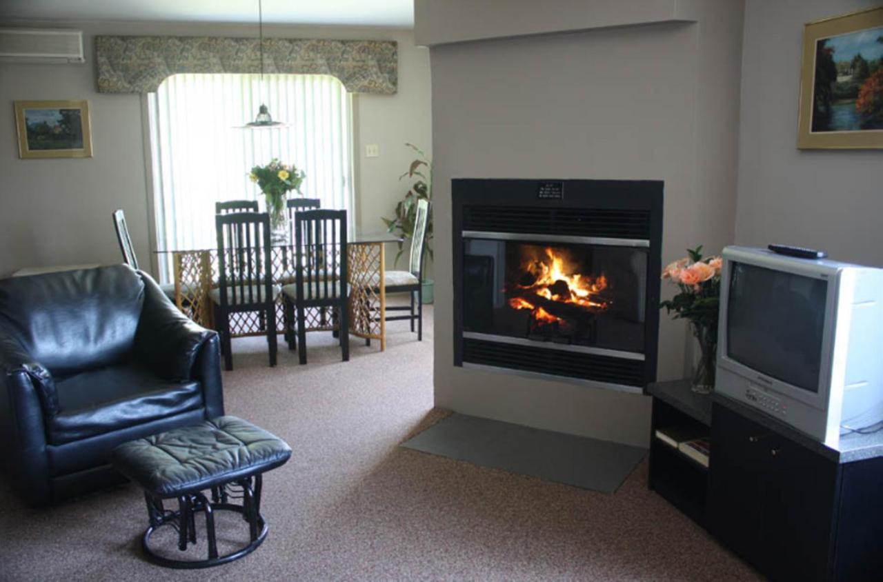 Hôtel Complexe le 60 est un hôtel gay friendly à Piedmont dans les Laurentides au Québec