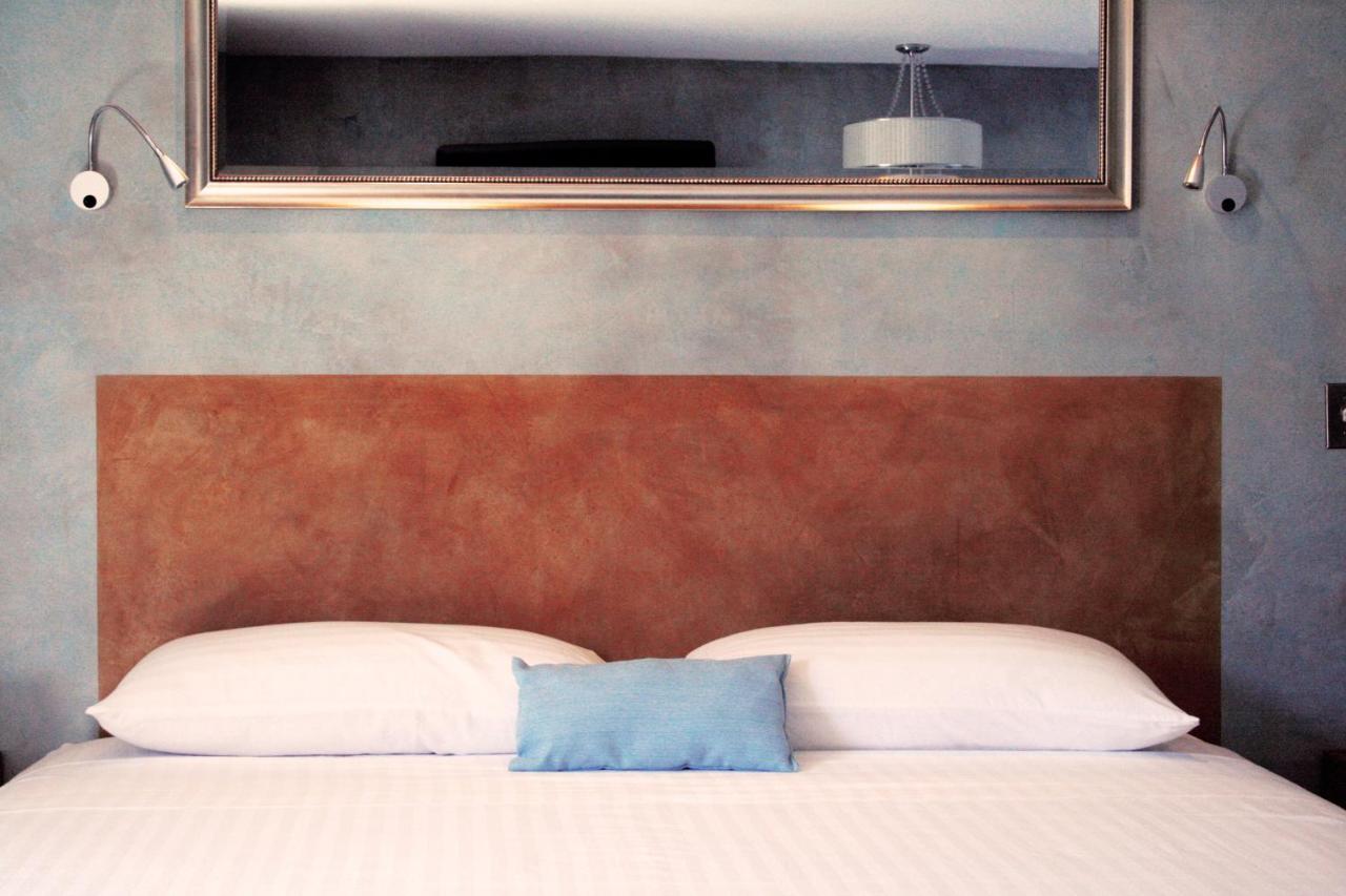 Hotel Rio Malecon est un hôtel gay friendly à Puerto Vallarta au coeur de la Zona Romantique au Mexique