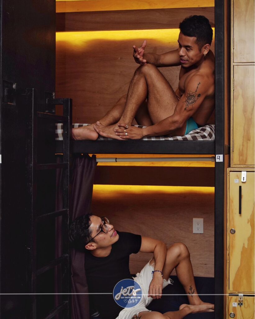 Jet’s Gay Youth Hostel est un auberge de jeunesse gay à Puerto Vallarta au Mexique