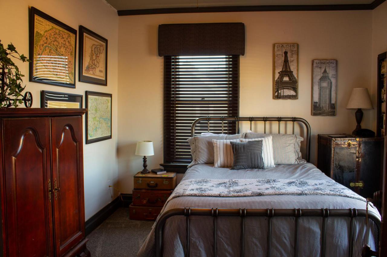 Katherine Holle House est une maison d'hôtes gay friendly de Watertown dans le Wisconsin aux États-Unis