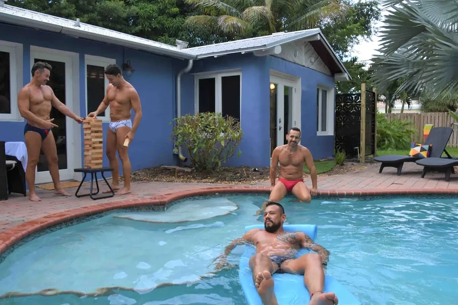 Kiki Corner of Wilton Manors est une maison d'hôtes exclusivement gay en Floride aux États-Unis