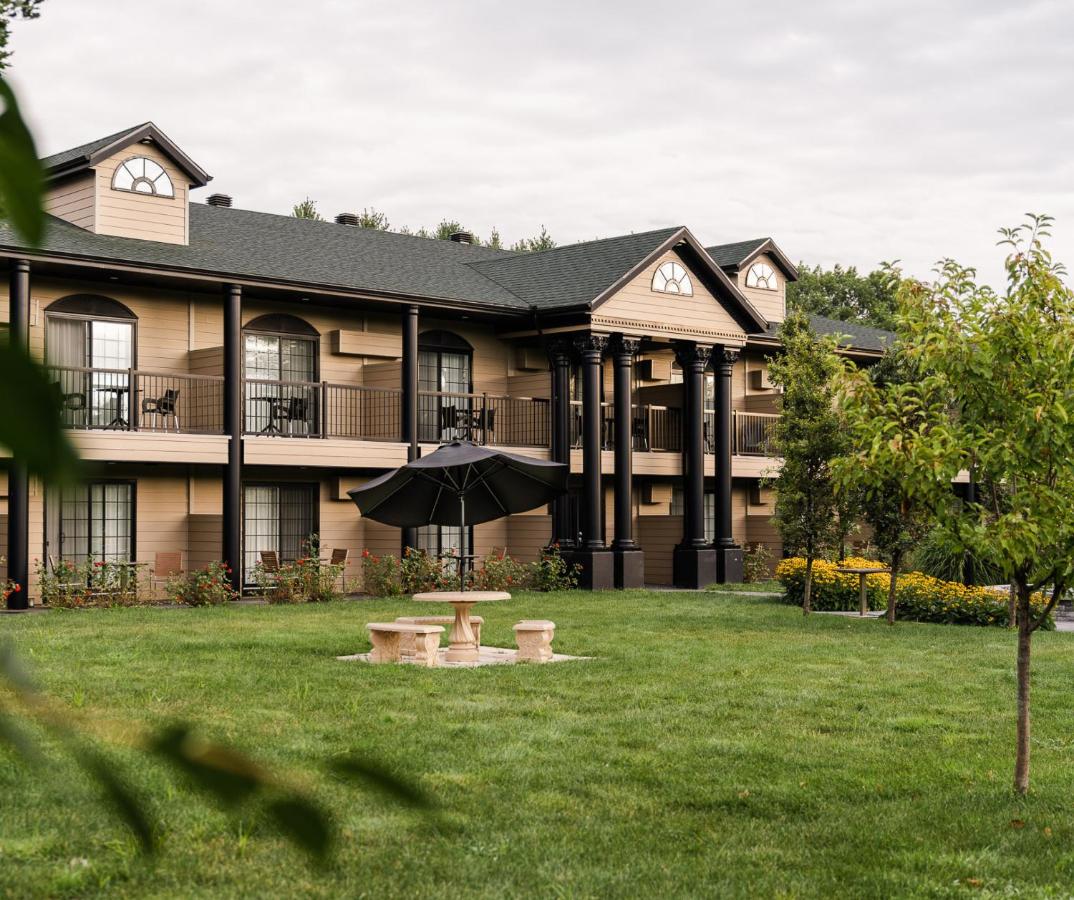 L’Hôtel Montfort Nicolet est un hôtel gay friendly du Centre du Québec proche de Trois Rivières