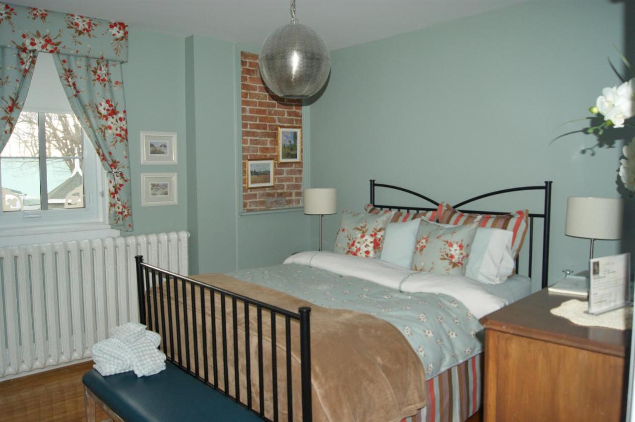 La Belle aux Berges est un auberge gay friendly à Saint-Denis-sur-Richelieu en Montérégie au Québec