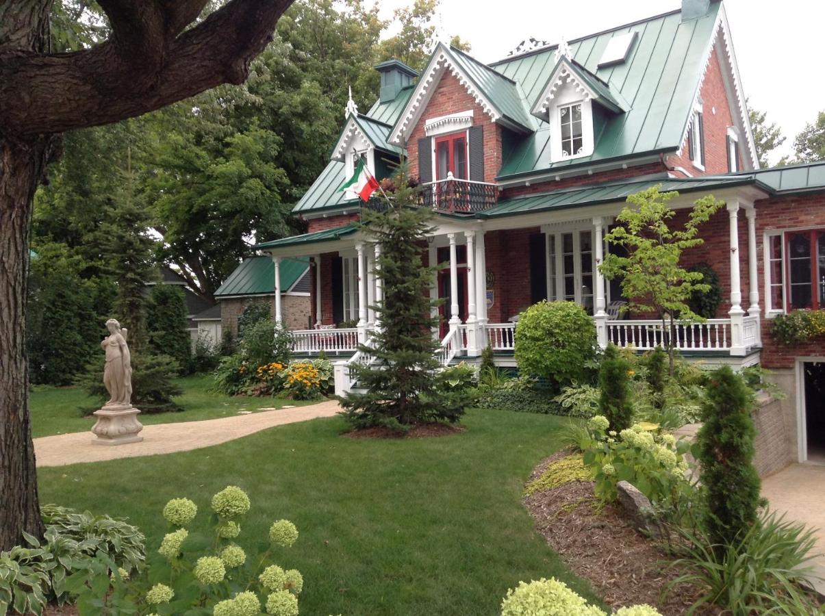 La Belle aux Berges est un auberge gay friendly à Saint-Denis-sur-Richelieu en Montérégie au Québec