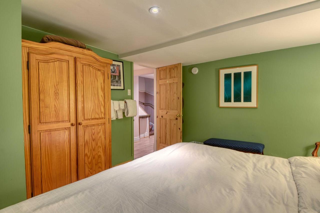 La Loggia Art B&B est une maison d'hôtes gay friendly à Montréal au Québec