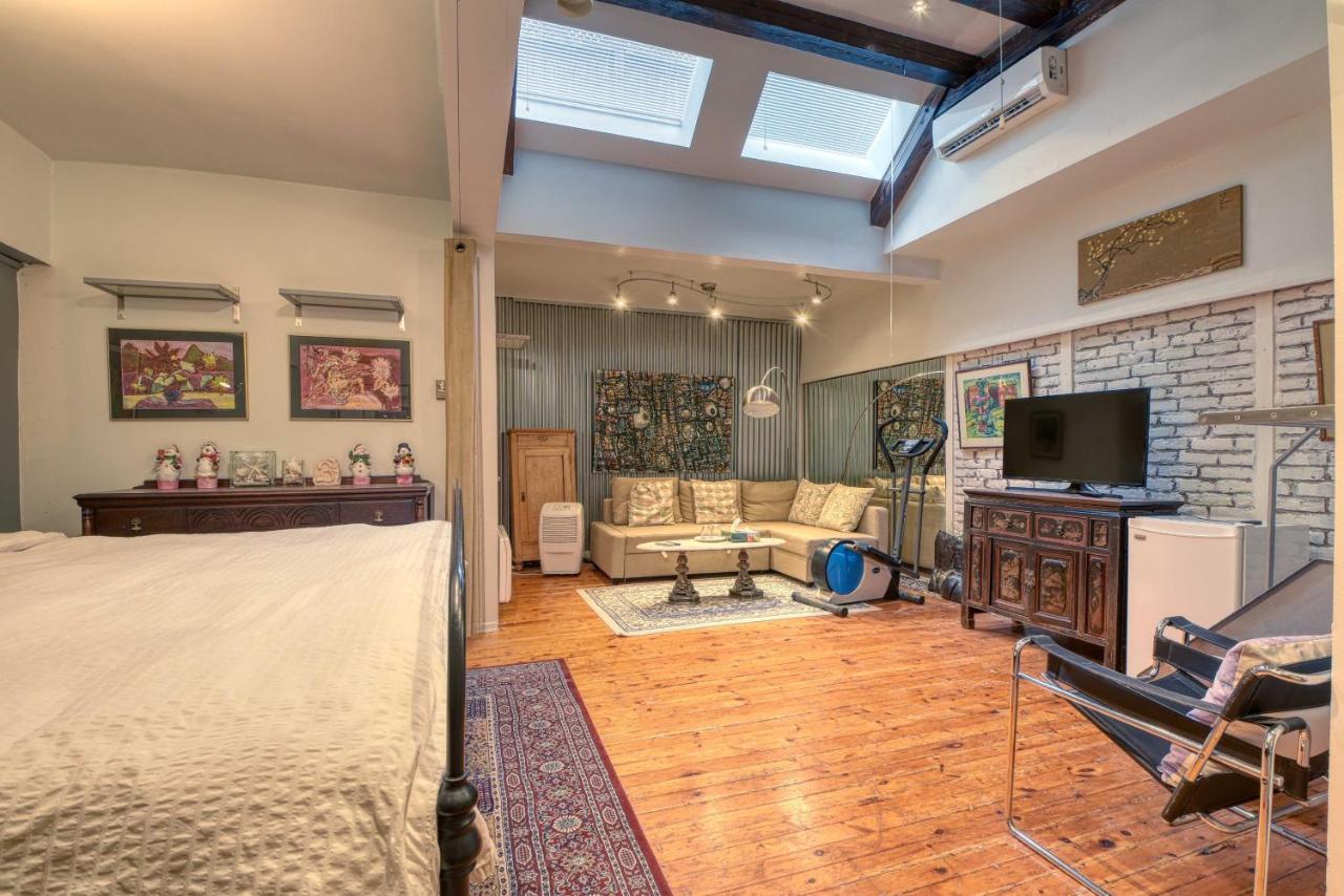 La Loggia Art B&B est une maison d'hôtes gay friendly à Montréal au Québec