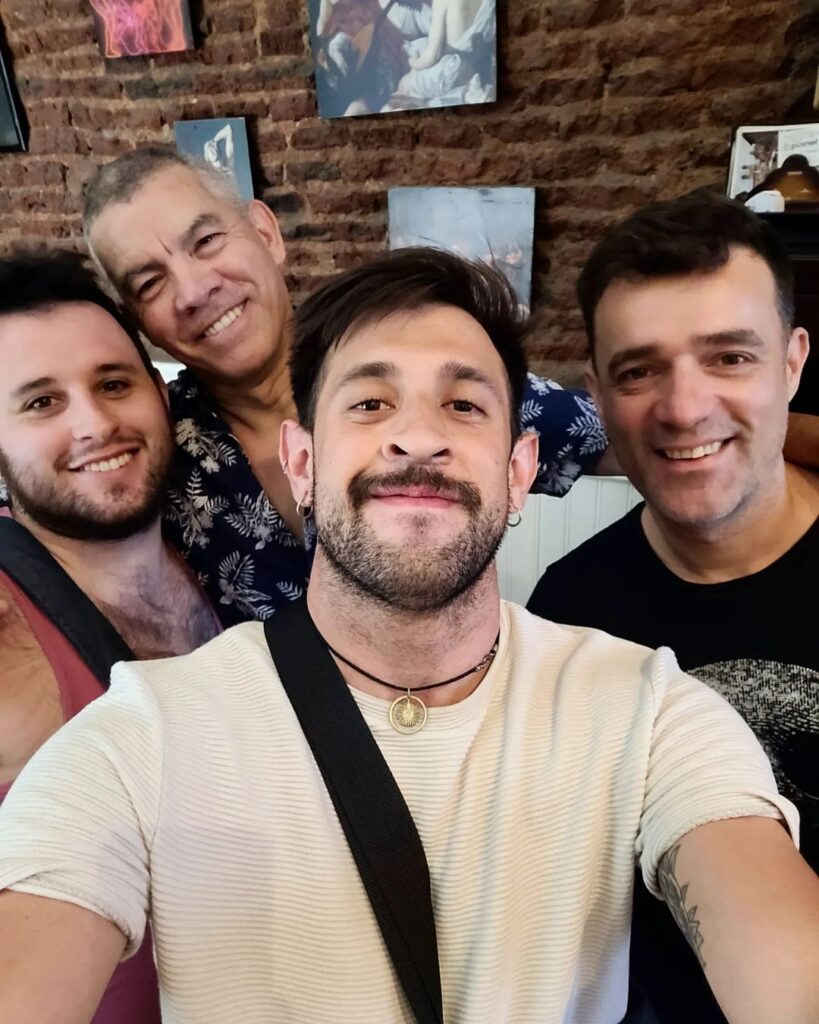 Lugar Gay est une auberge de jeunesse gay à Buenos Aires en Argentine