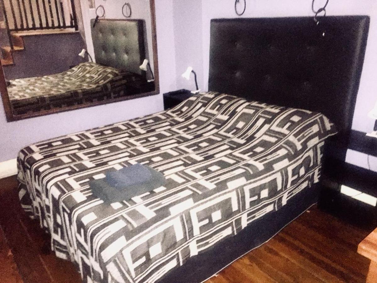 Lugar Gay est une auberge de jeunesse gay à Buenos Aires en Argentine