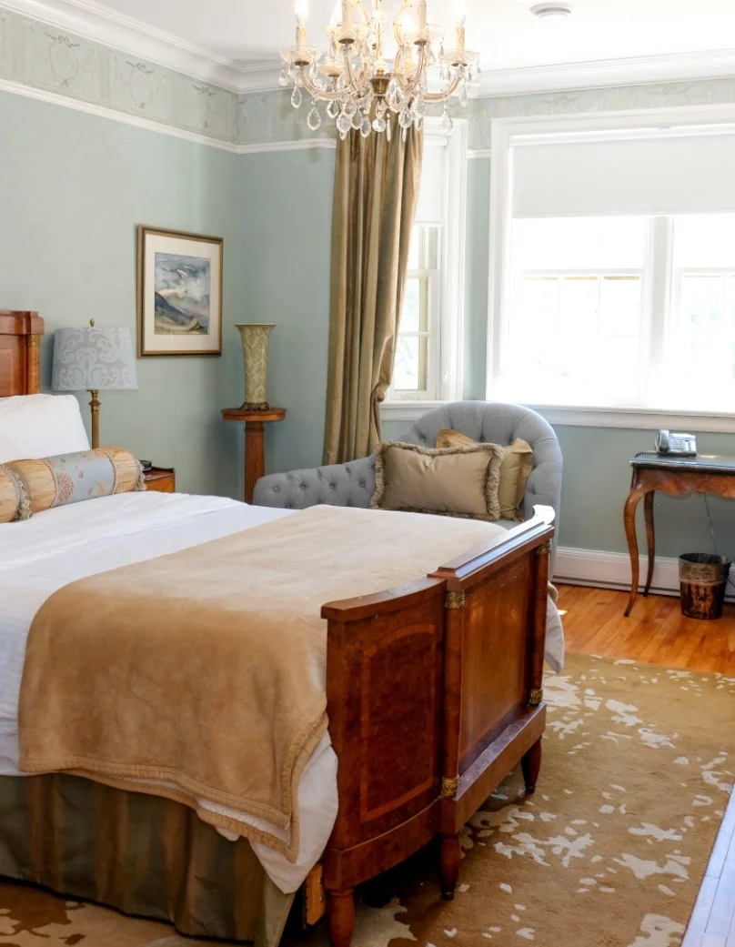 Manoir Chamberland est une maison d'hôtes gay friendly à Montebello dans l'Outaouais