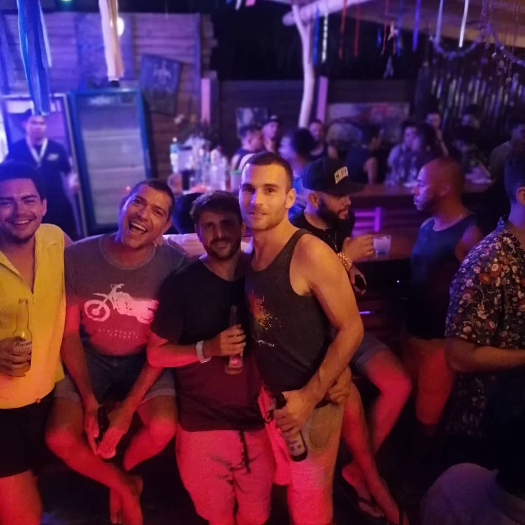 Nue La Maxima est une maison d'hôtes gay à Zipolite au Mexique