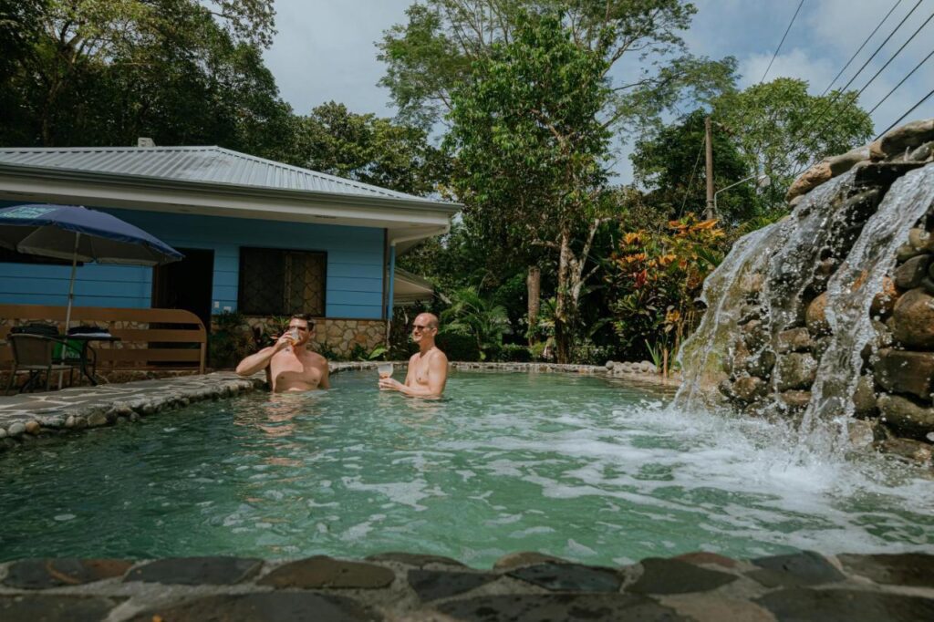 Oasis Diverse Retreat est une maison d'hôtes LGBTQ à Manual Antonio au Costa Rica