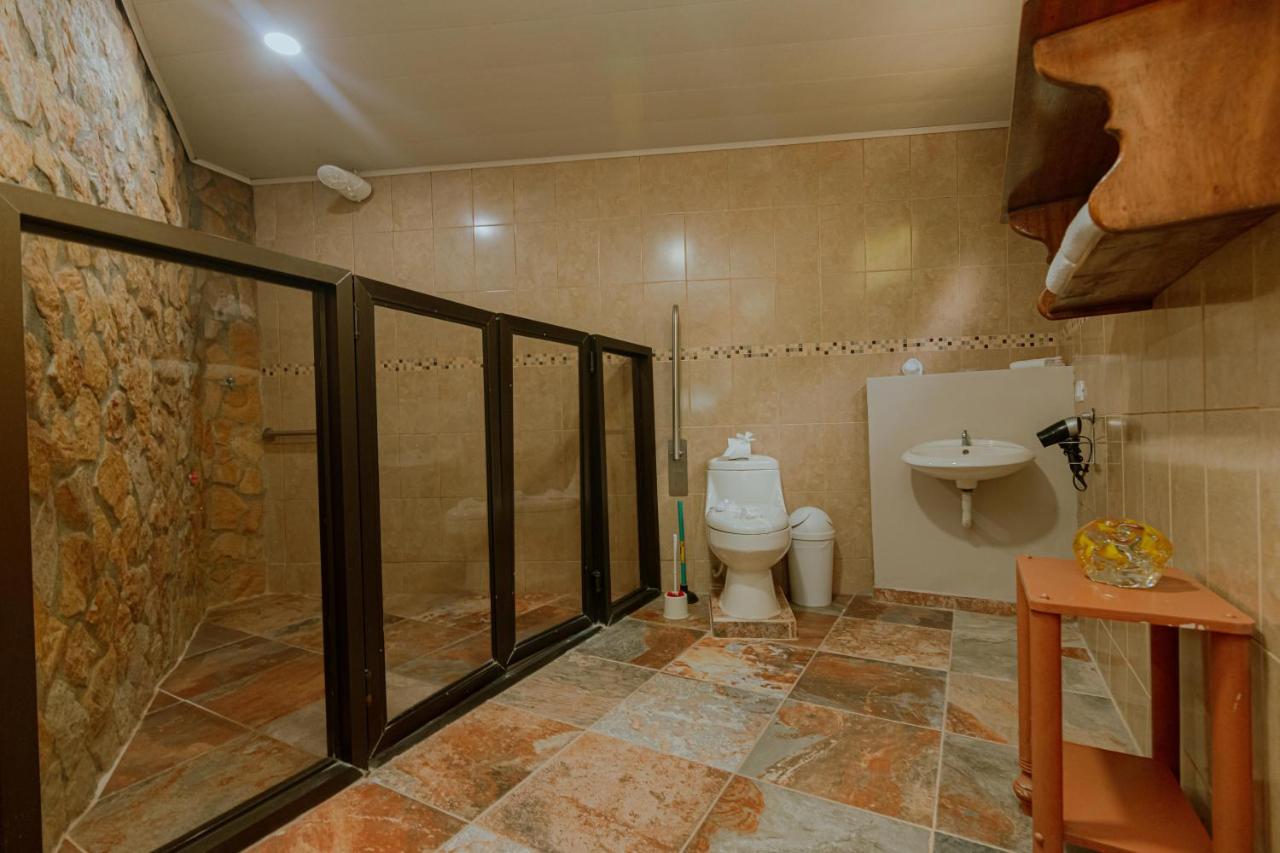 Oasis Diverse Retreat est une maison d'hôtes LGBTQ à Manual Antonio au Costa Rica