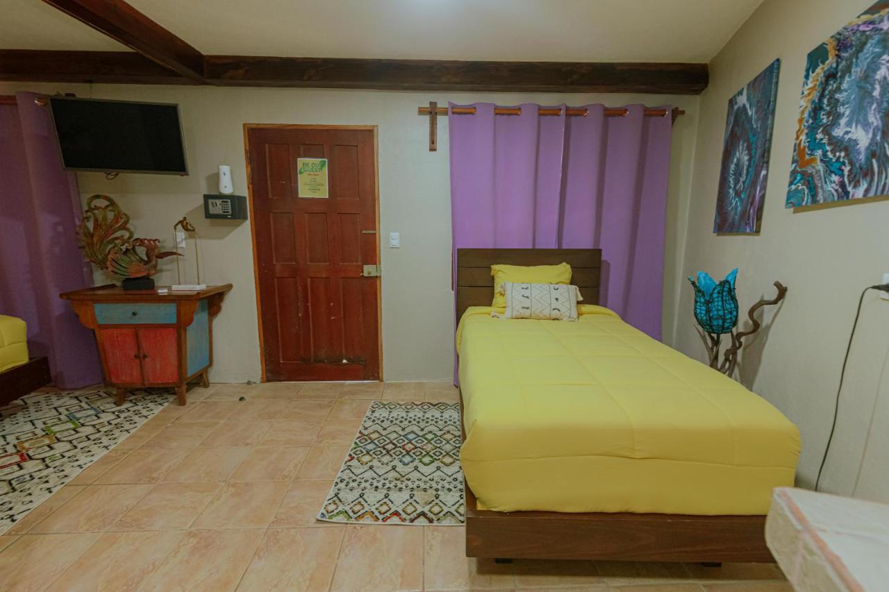 Oasis Diverse Retreat est une maison d'hôtes LGBTQ à Manual Antonio au Costa Rica