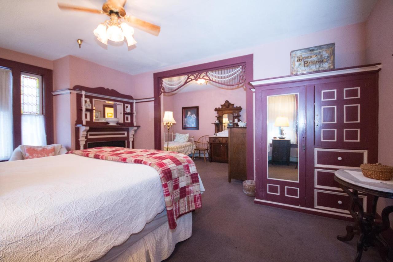 Old Stagecoach Inn est une maison d'hôtes gay friendly à Waterbury dans le Vermont