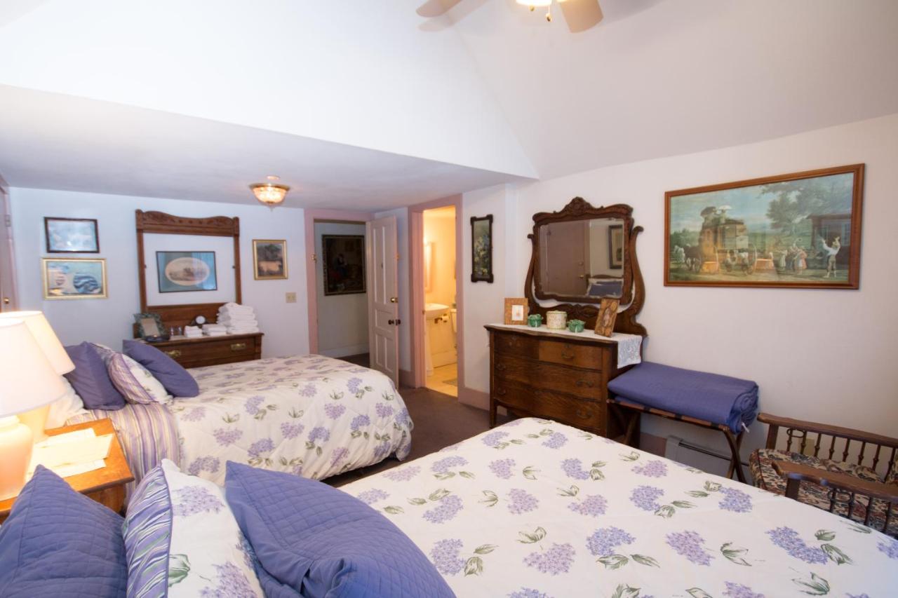 Old Stagecoach Inn est une maison d'hôtes gay friendly à Waterbury dans le Vermont