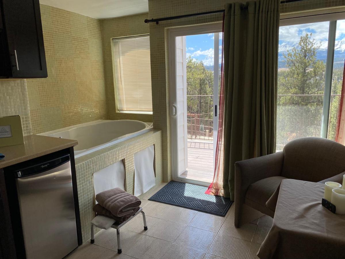 Pikes Peak Paradise B&B est une maison d'hôtes gay friendly à Woodland Park dans le Colorado aux États-Unis