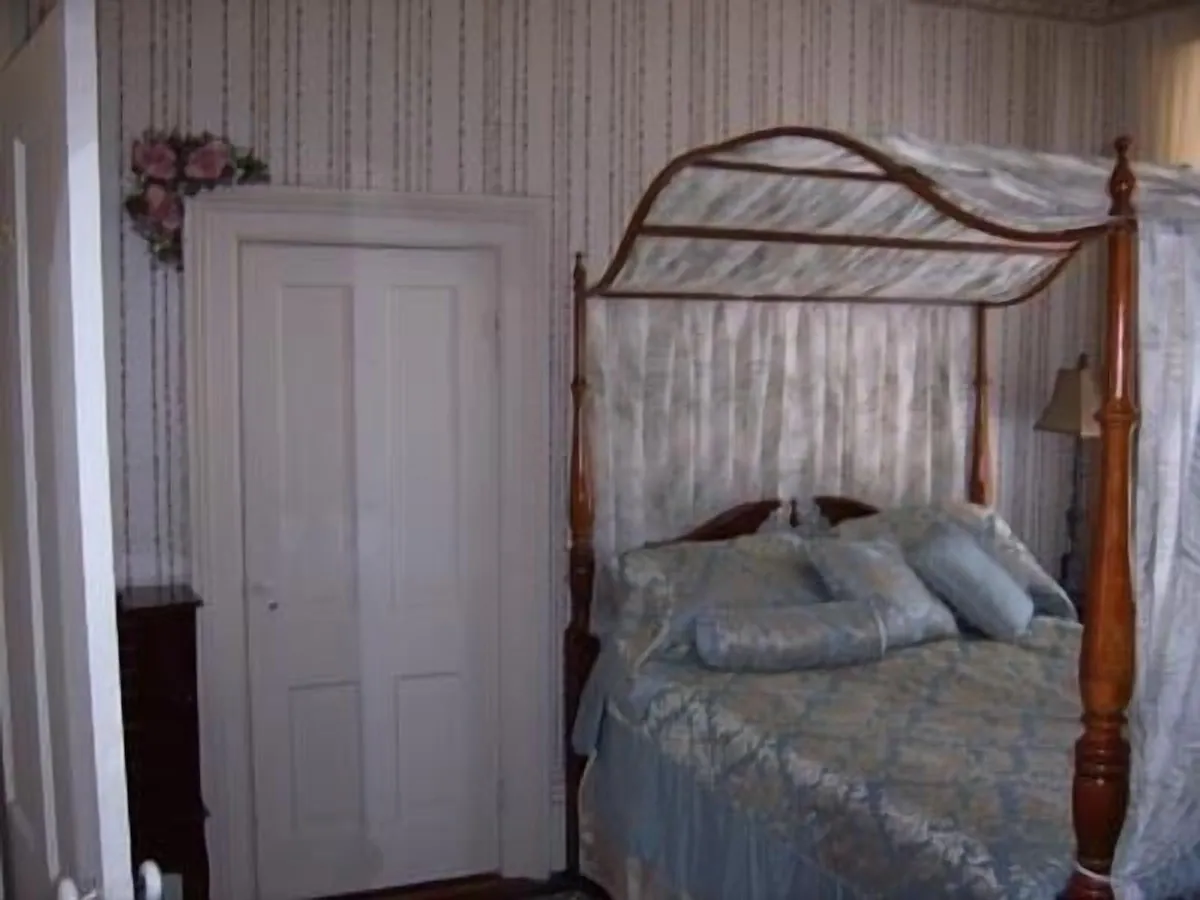 Roussell's Garden B&B est une maison d'hôtes gay friendly à Savannah en Géorgie aux États Unis