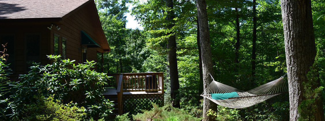 The Cottages at Chesley Creek Farm est une maison d'hôtes gay friendly à Dyke en Virginie aux États-Unis