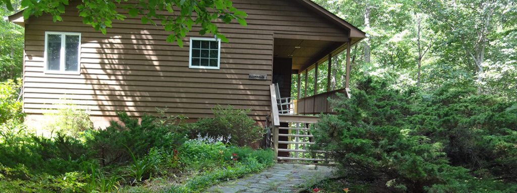 The Cottages at Chesley Creek Farm est une maison d'hôtes gay friendly à Dyke en Virginie aux États-Unis
