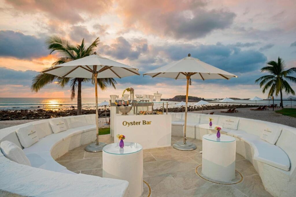 The St. Regis Punta Mita Resort est un hôtel gay friendly à Punta de Mita proche de Puerto Vallarta au Mexique