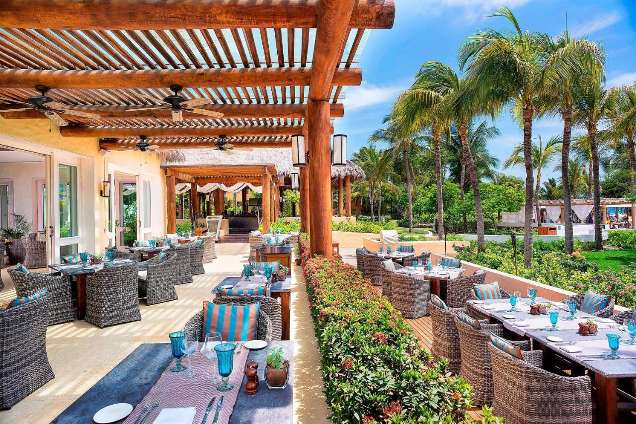 The St. Regis Punta Mita Resort est un hôtel gay friendly à Punta de Mita proche de Puerto Vallarta au Mexique