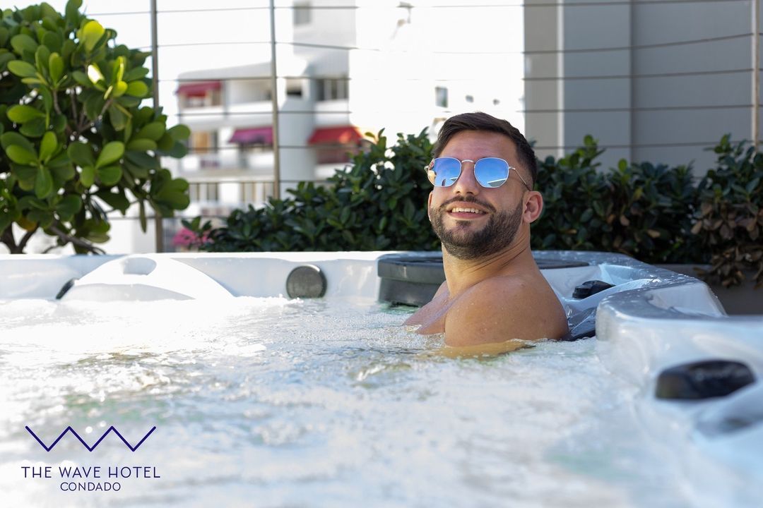 The Wave Hotel est un hôtel LGBT à San Juan à Porto Rico dans les Caraïbes