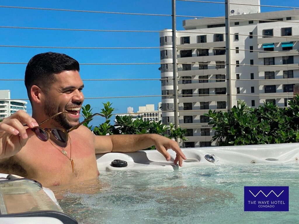 The Wave Hotel est un hôtel LGBT à San Juan à Porto Rico dans les Caraïbes