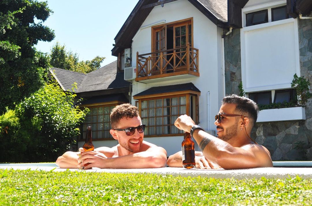 Velvet 375 est une maison d'hôtes exclusivement gay à Pucon dans la région d'Araucania au Chili