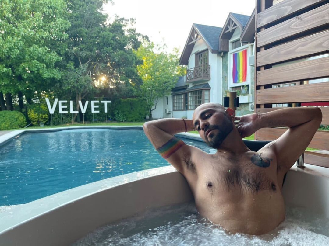 Velvet 375 est une maison d'hôtes exclusivement gay à Pucon dans la région d'Araucania au Chili