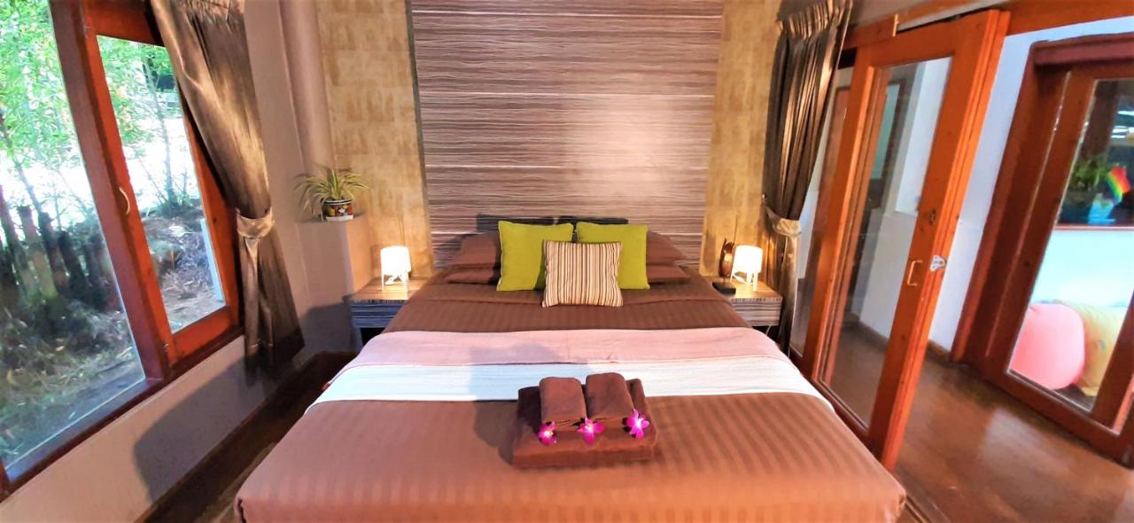 Alpha Gay Resort est un hôtel gay à Koh Samui en Thaïlande