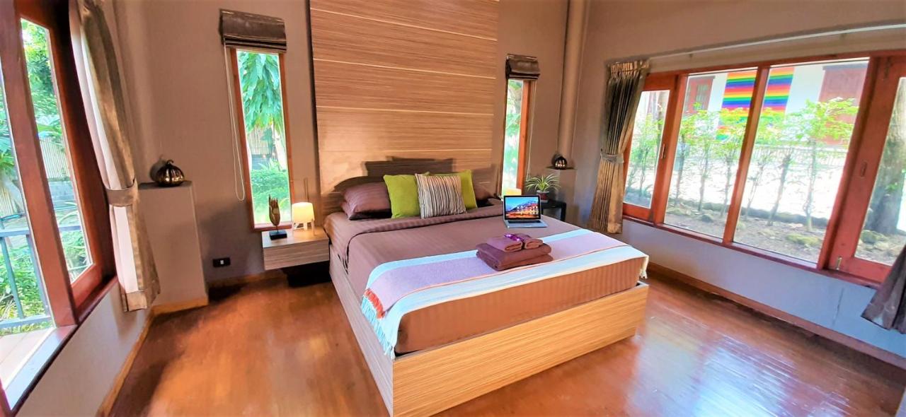Alpha Gay Resort est un hôtel gay à Koh Samui en Thaïlande