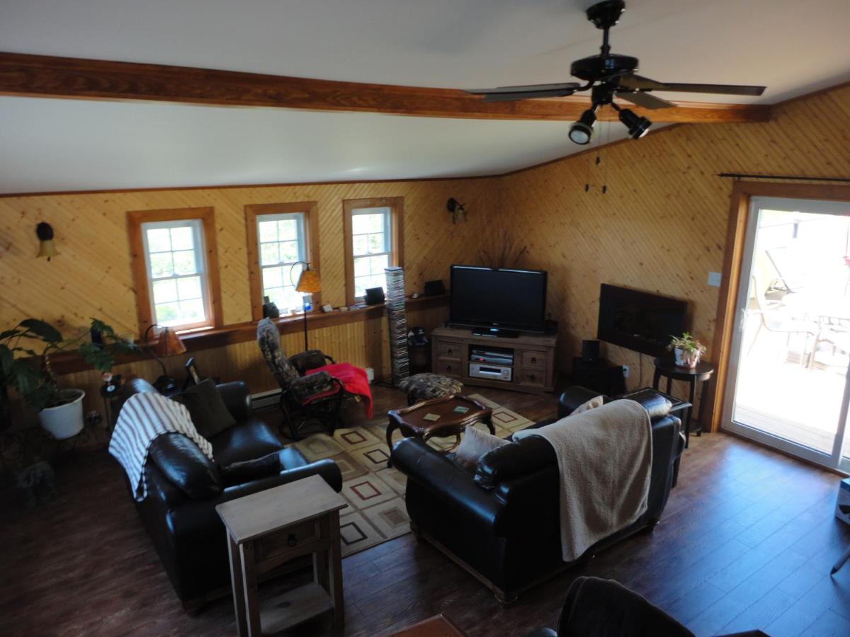 Au Coin de la Berge B&B and Wellness Centre est une maison d'hôtes gay friendly à Percé en Gaspésie