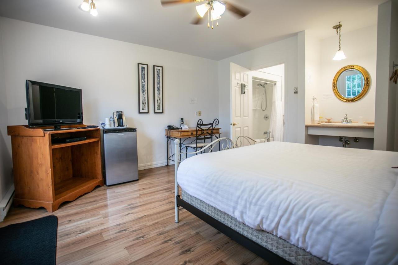 Auberge La Seigneurie des Monts est un hôtel gay friendly à Sainte-Anne-des-Monts en Gaspésie au Québec