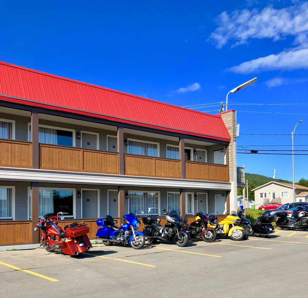 Auberge Le Caribou est un hôtel gay friendly à Gaspé en Gaspésie