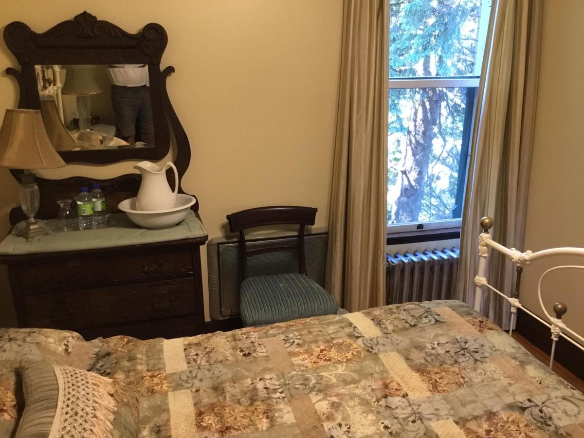 Auberge Manoir Taylor est une maison d'hôtes gay friendly en Beauce dans Chaudière-Appalaches au Québec