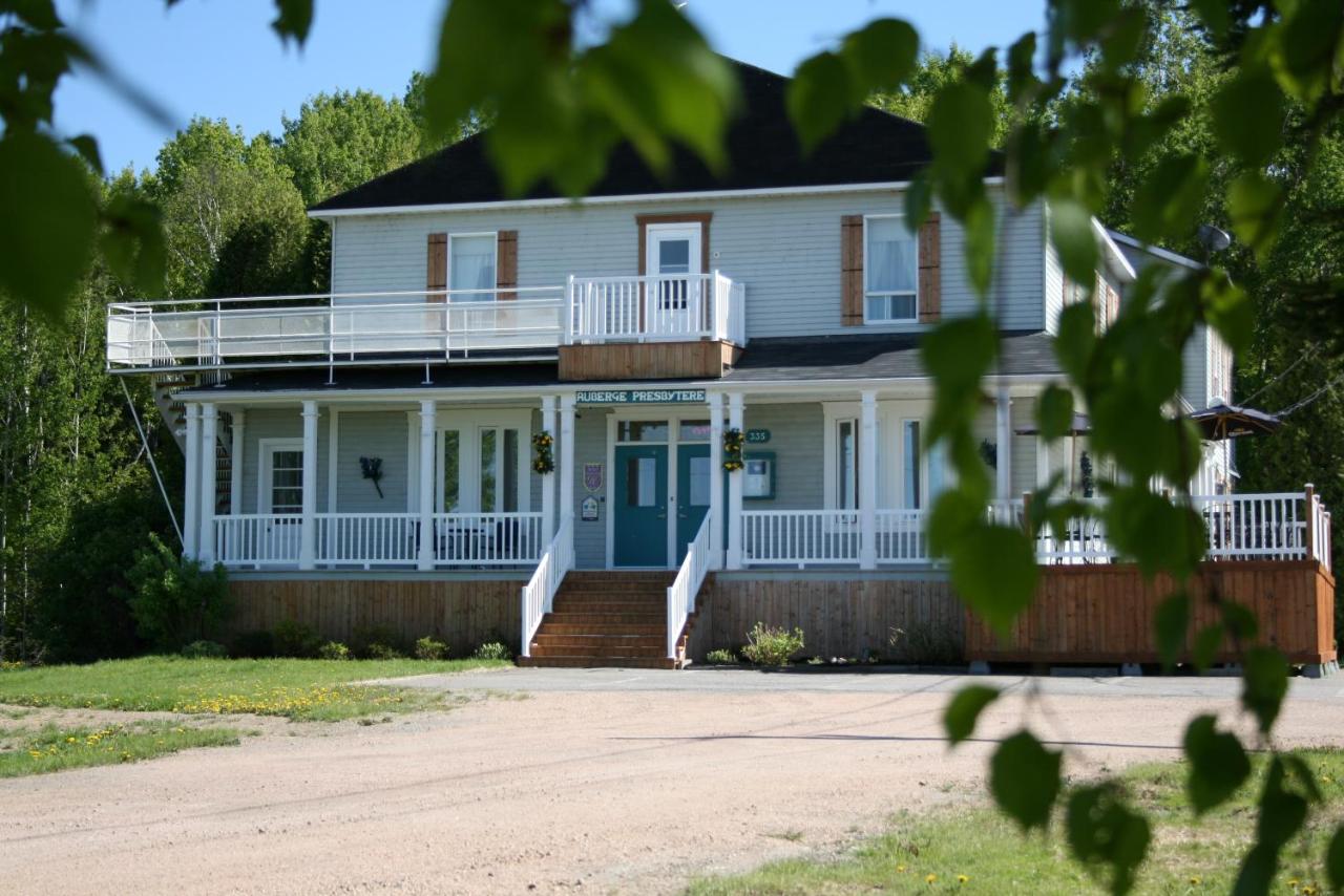 Auberge Presbytère Mont Lac-Vert est hôtel gay friendly à Héberville au Saguenay au Québec