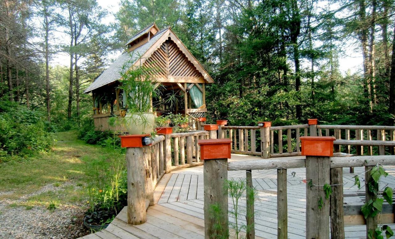 Auberge Restaurant La Mara est une maison d'hôtes gay friendly à Ham Sud en Estrie au Québec