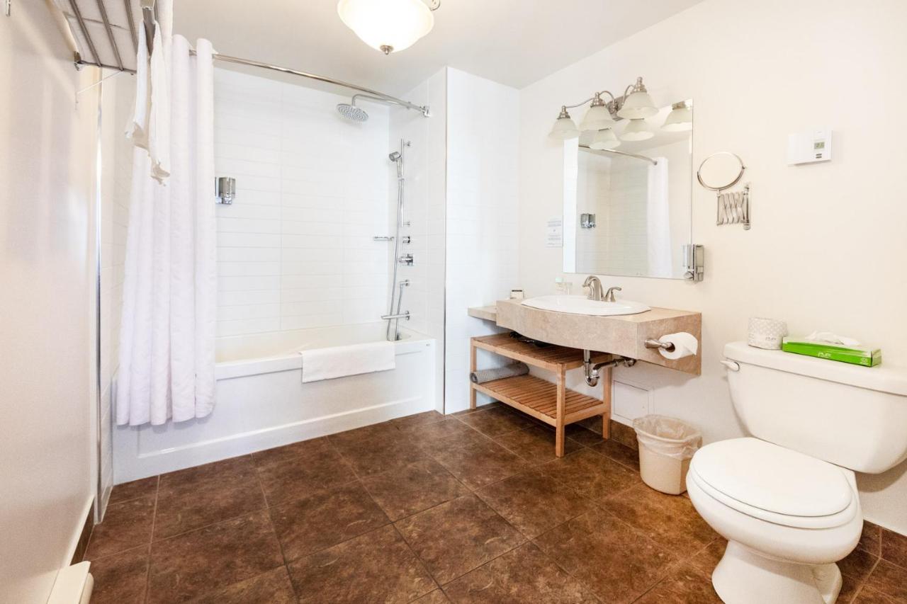 Auberge Sous Les Arbres est un hôtel gay friendly à Gaspé en Gaspésie