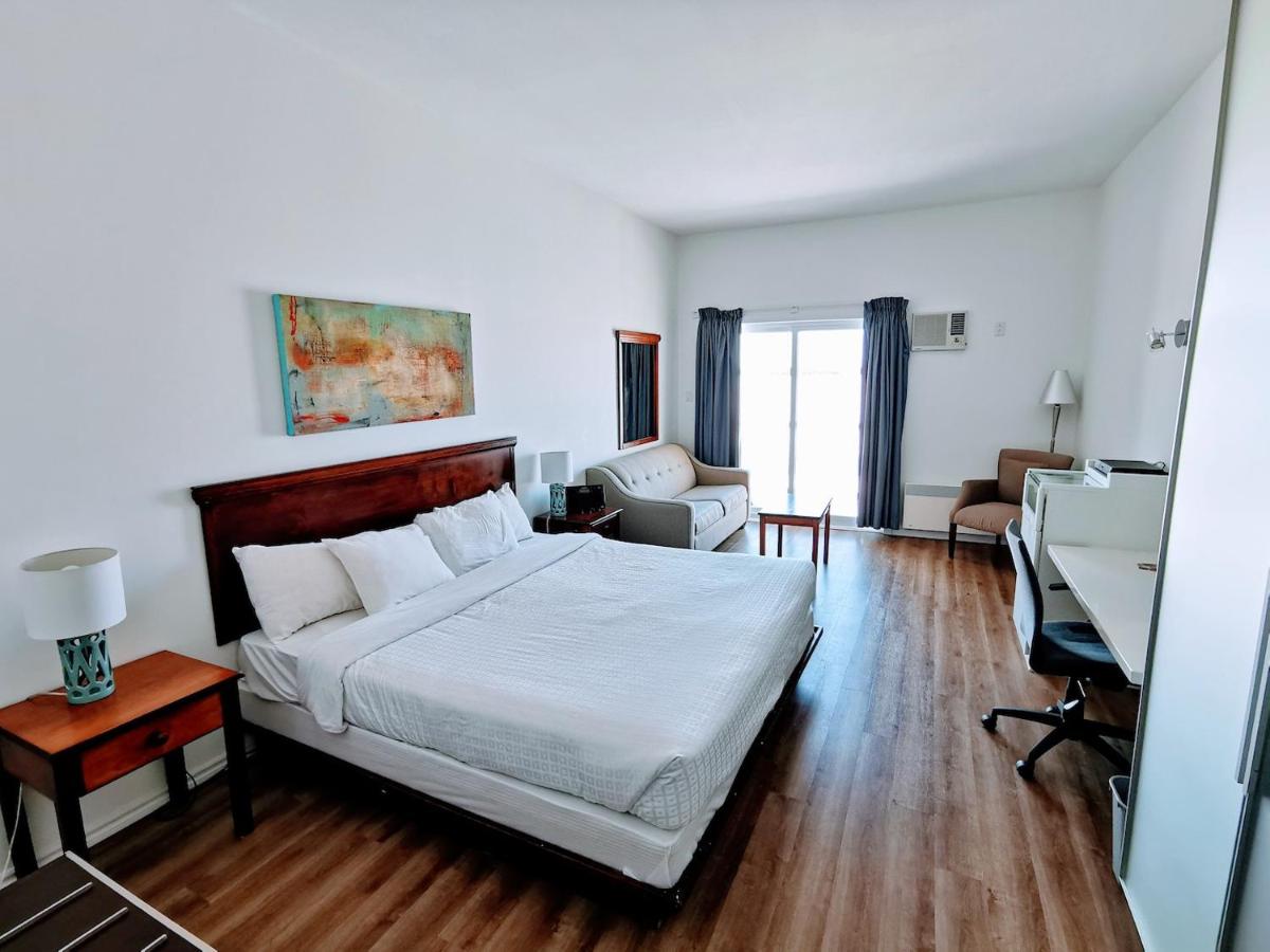 Auberge des Iles est une maison d'hôtes gay friendly à Saint-Gédéon au Saguenay au Québec