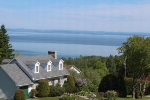 Auberge des Peupliers est un hôtel gay friendly à La Malbaie dans Charlevoix au Québec