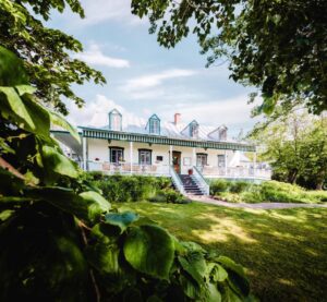 Auberge des Peupliers est un hôtel gay friendly à La Malbaie dans Charlevoix au Québec